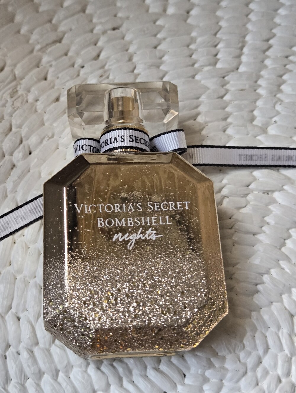 Victoria's Secret Bombshell Nights Gold Glitter Limited Edition Fragrance - Picture 5 of 5